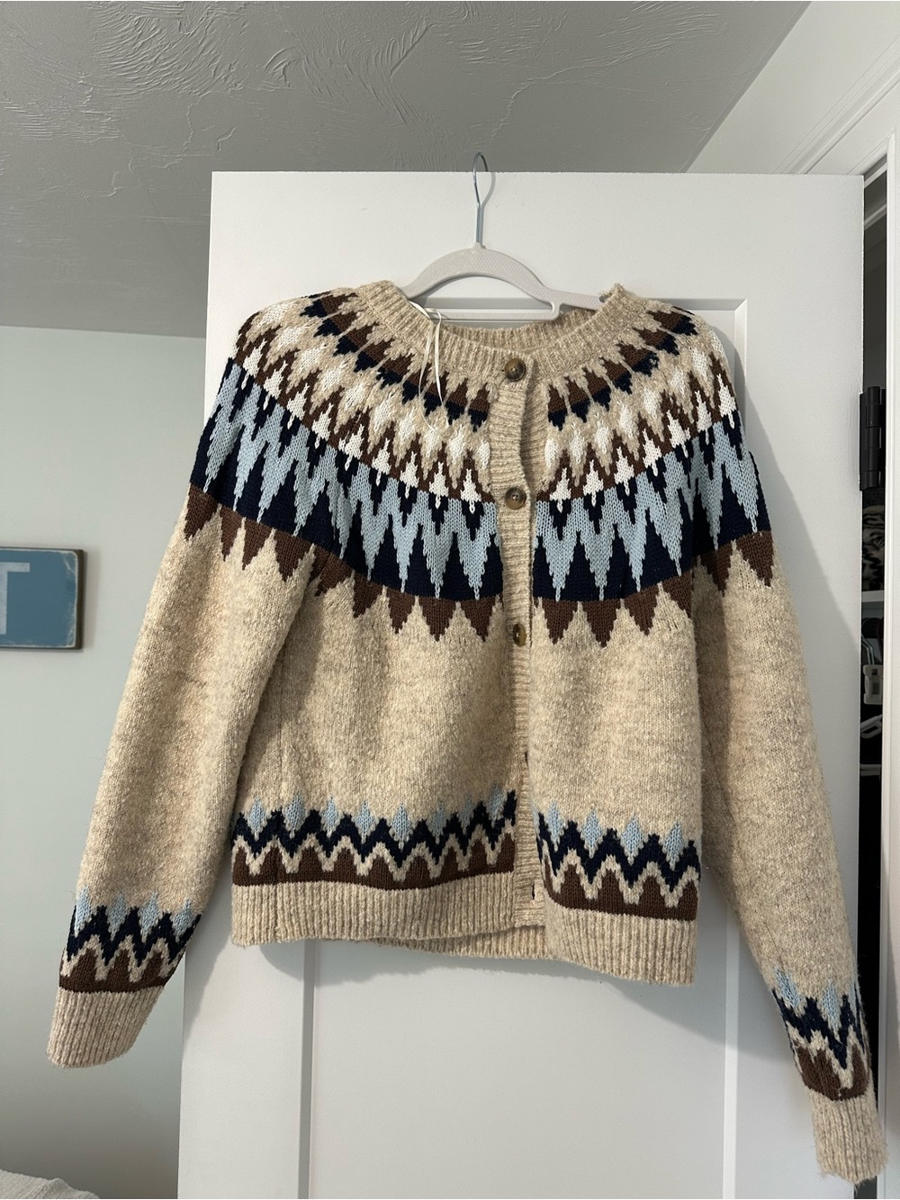 Women’s  Wool Cardigan Sweater - Blue & Brown Pattern
